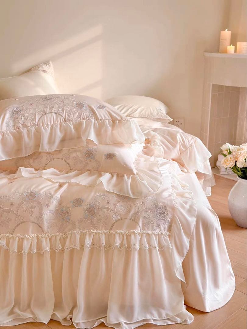 クリーム色 フリル付きダブル寝具セット