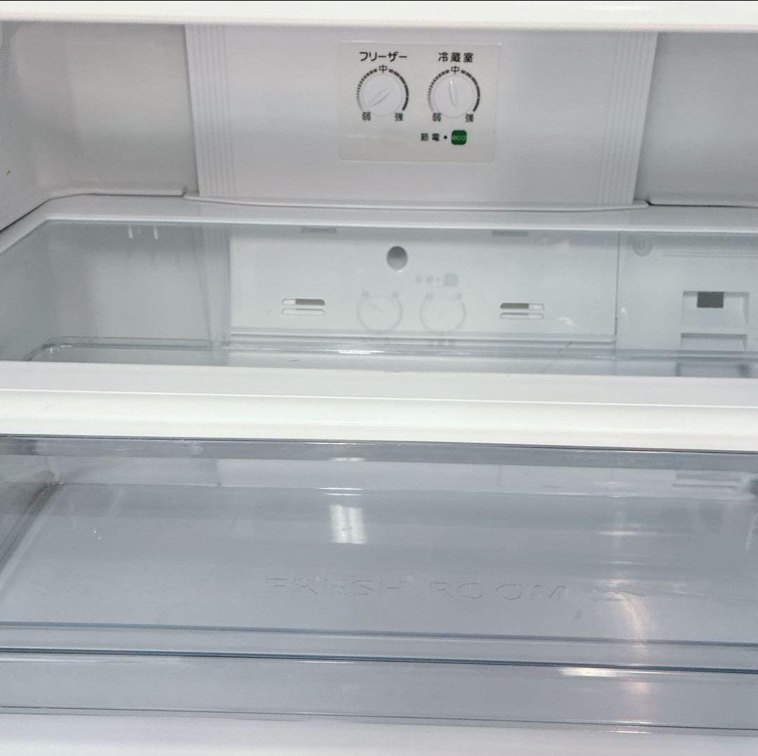 ◇大阪府 神戸市 配達料無料！動作保証5ヶ月！◇AQUA◇272L冷蔵庫◇右開き