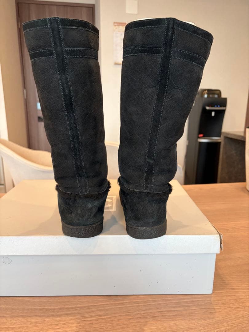 お専用になります✨シャネル 黒 キルティング ムートンブーツ39サイズ