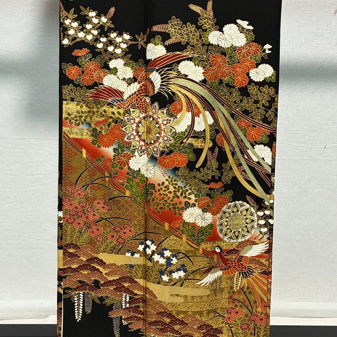 D98 黒留袖 鳳凰 華文 金彩 正絹 着物 袷 しつけ糸付き未使用極美品