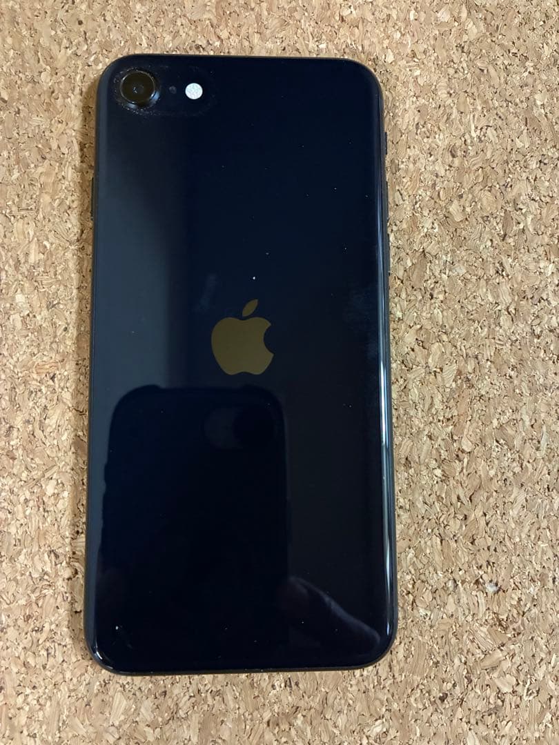 iPhone se 第3世代 64G 本体 バッテリー87% SIMフリー