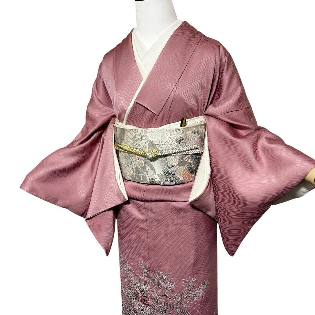 る*♡様 美品　袷　正絹　3つ紋　蘇州刺繍　駒刺繍　相良刺繍　色留袖　フルセット