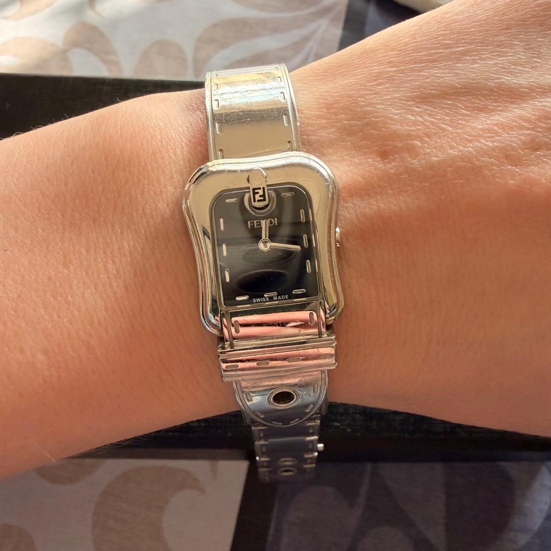 FENDI 時計 3800L バックルモチーフ