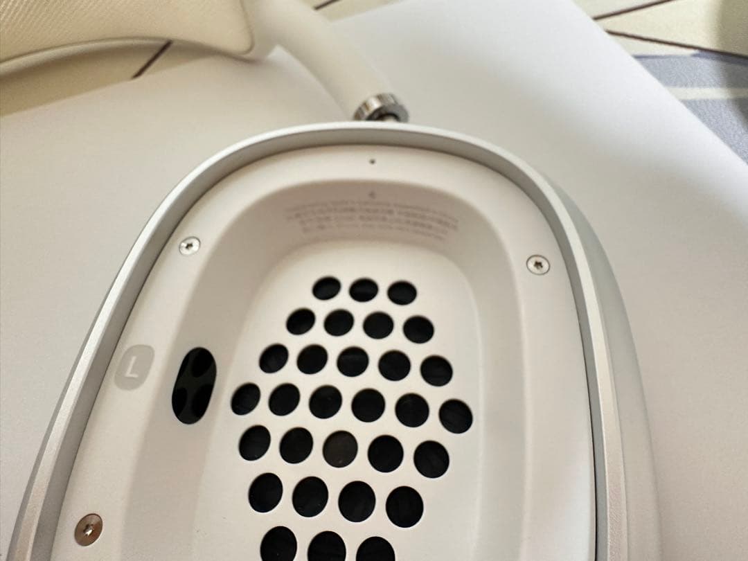 AirPods Pro Max（第1世代・シルバー）