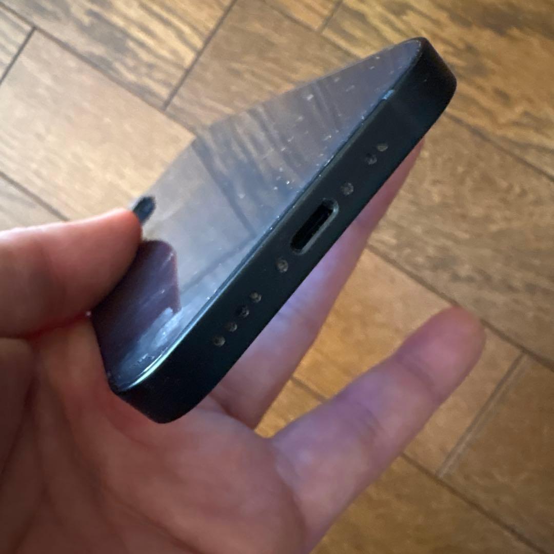 iPhone 13 mini 128GBモデル　ブラック