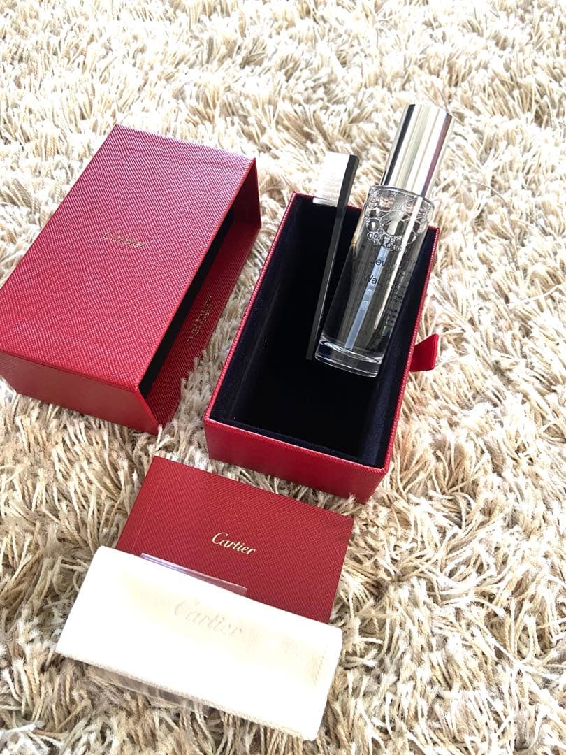 Cartier 時計収納ボックス、クリーナ付き