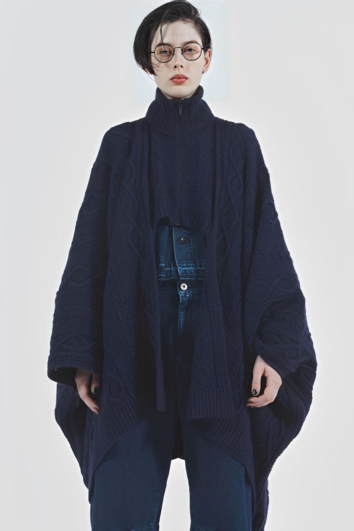 Y's ワイズ 美品 ローゲージ アランニット ポンチョ アイボリー2