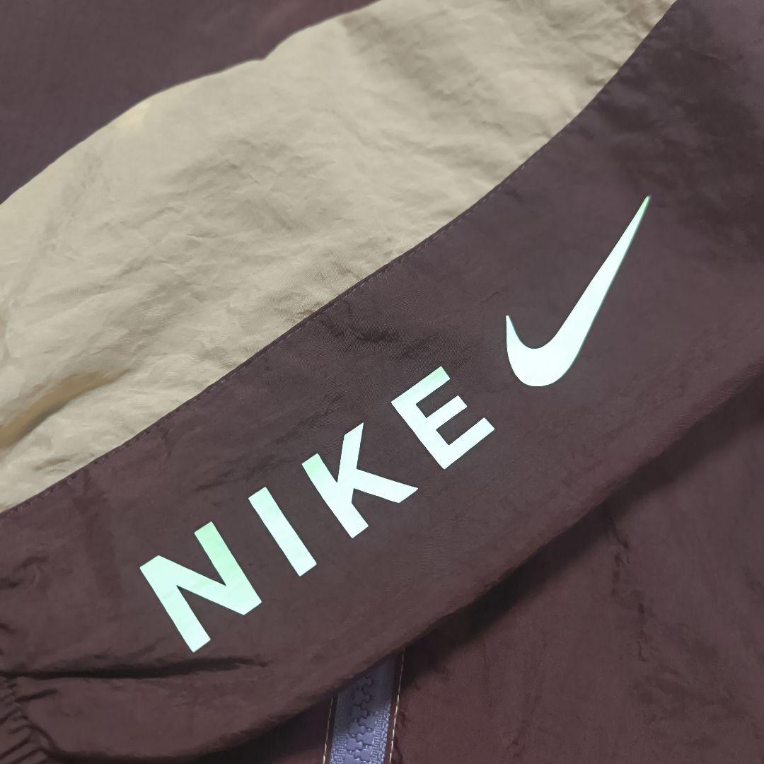 Nike ナイロンジャケット ナイキ HF6170-200 完売品