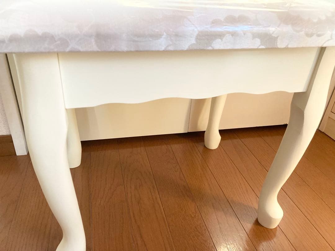 姫系　ホワイトドレッサー スツール付き