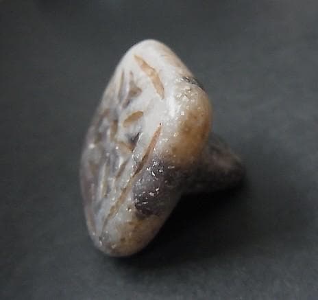 ★W0201★古代石 (231) 古代　印章石　ジャスパー　西アジア　中近東