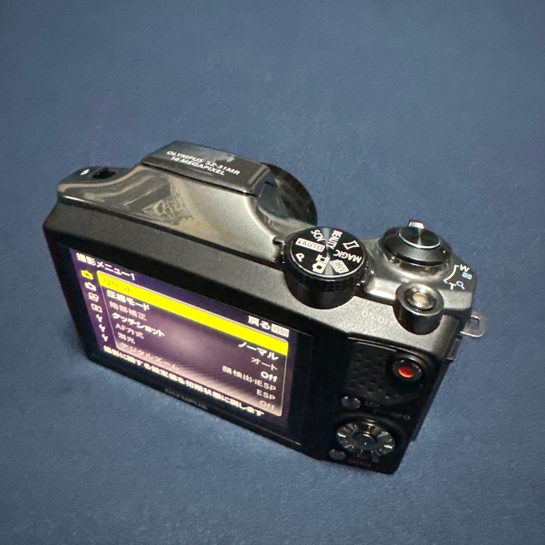 美品 オリンパス コンパクトデジカメ 24倍ワイドズーム SZ-30MR