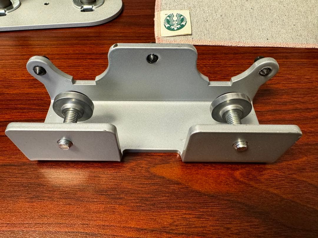 cbs flo デュアル用　テーブルクランプ　シルバー