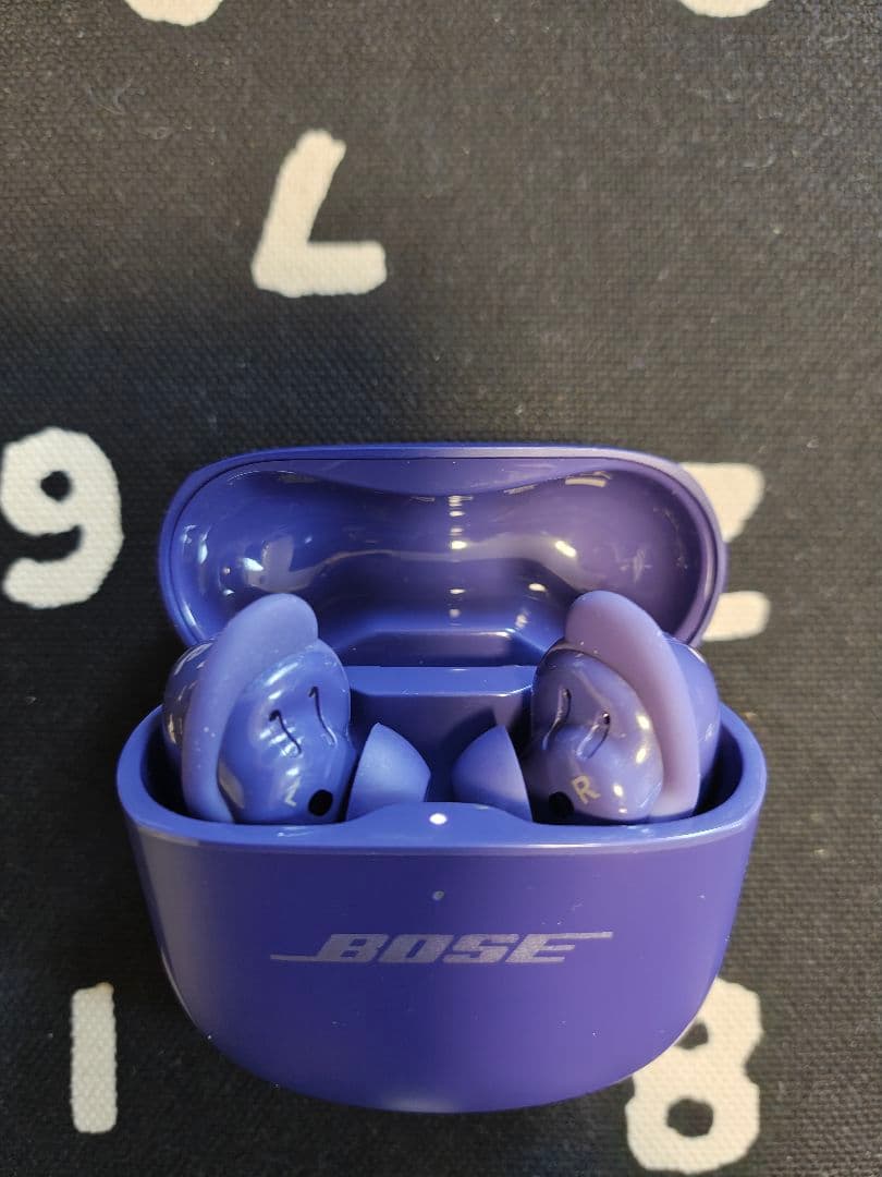 BOSE QuietComfort Ultra 　二世代オマケ有り