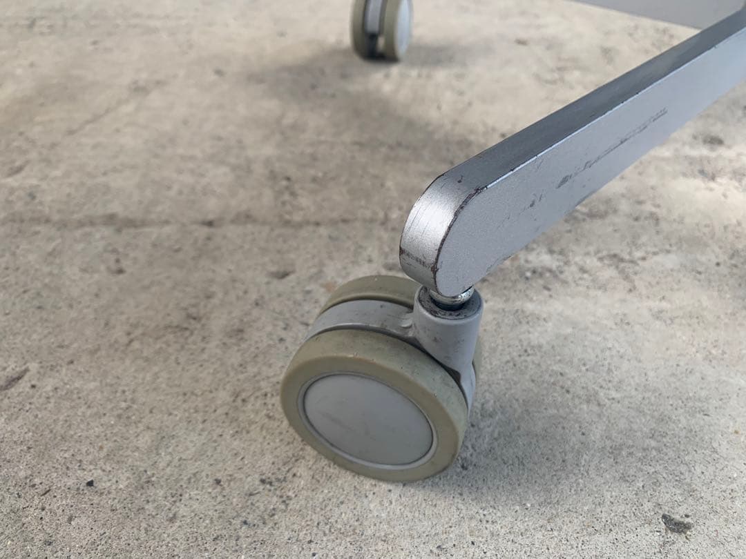 Cassina ixc. BOOMERANG キャスター ビンテージ No.1