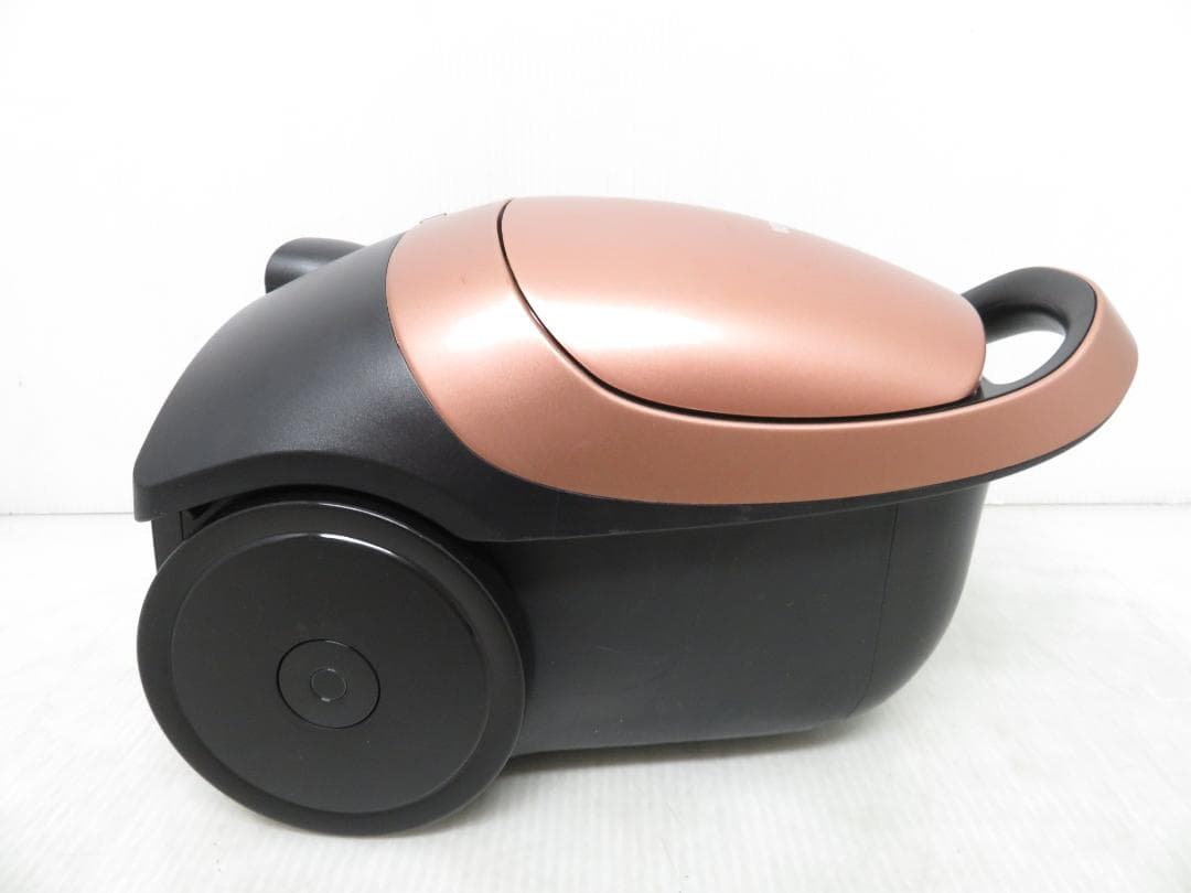 東芝 2022年製 紙パック式掃除機 クリーナー パワーブラシ VC-BKJ9