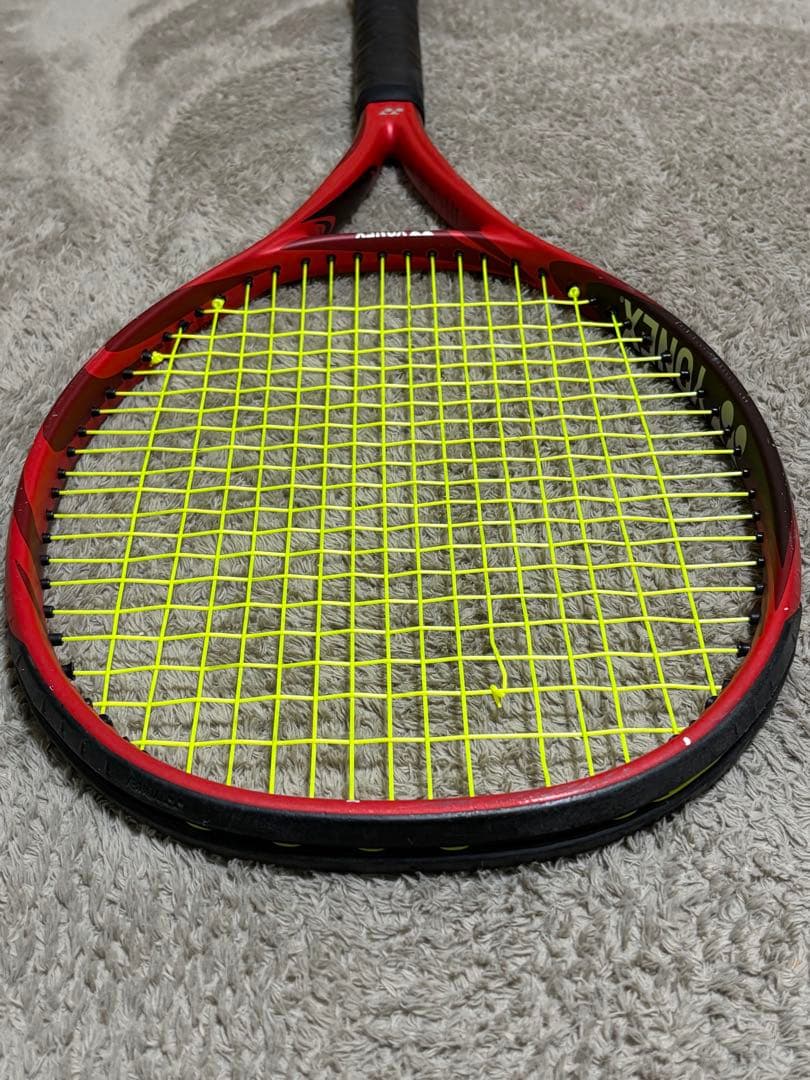 YONEX VCORE 100 テニスラケット　LG2