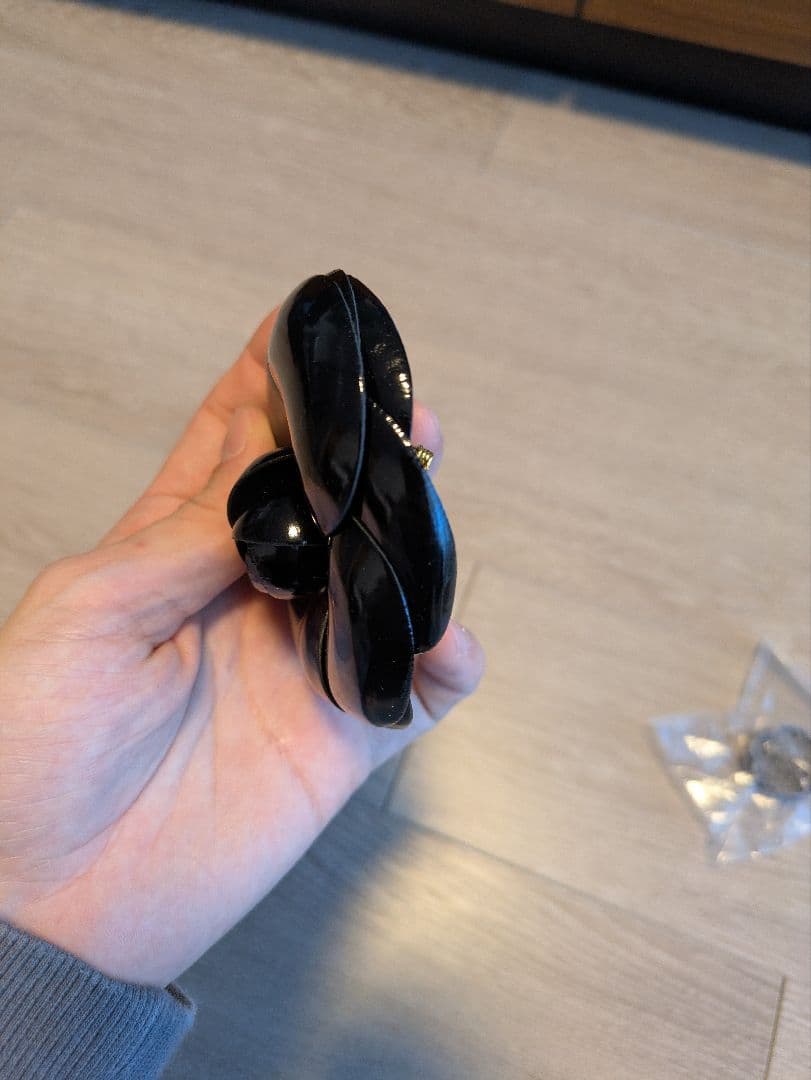 Chanel　カメリア　ブローチ