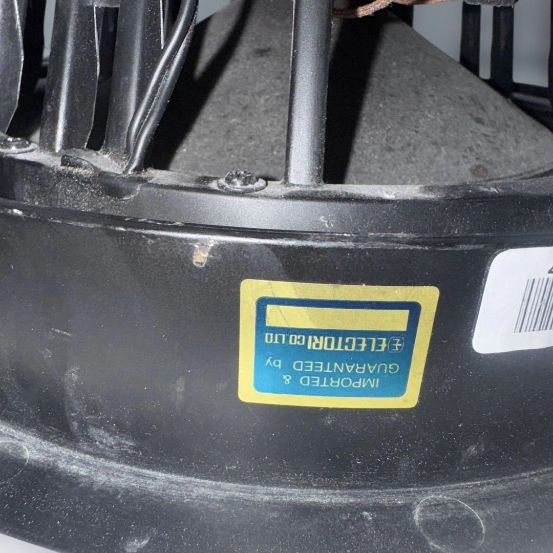 天井埋め込み型スピーカー CM7BG 一台