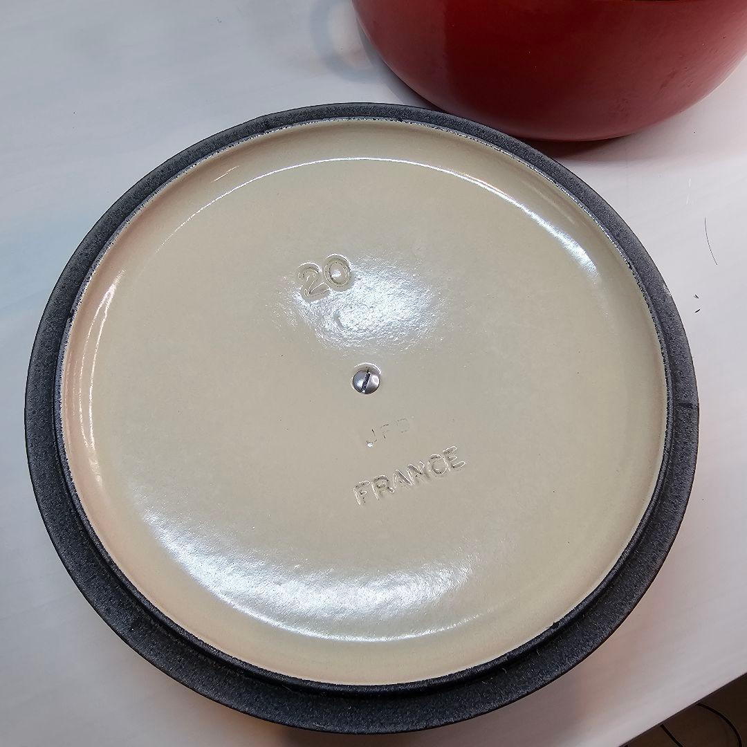 ル・クルーゼ レッド LE CREUSET 20cm シルバーツマミ