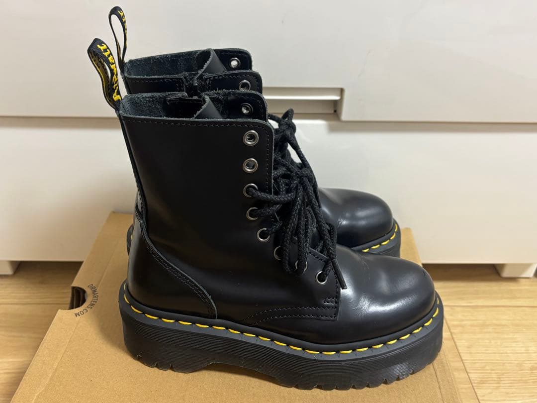【箱付き】ドクターマーチン/JADON 8ホールブーツ