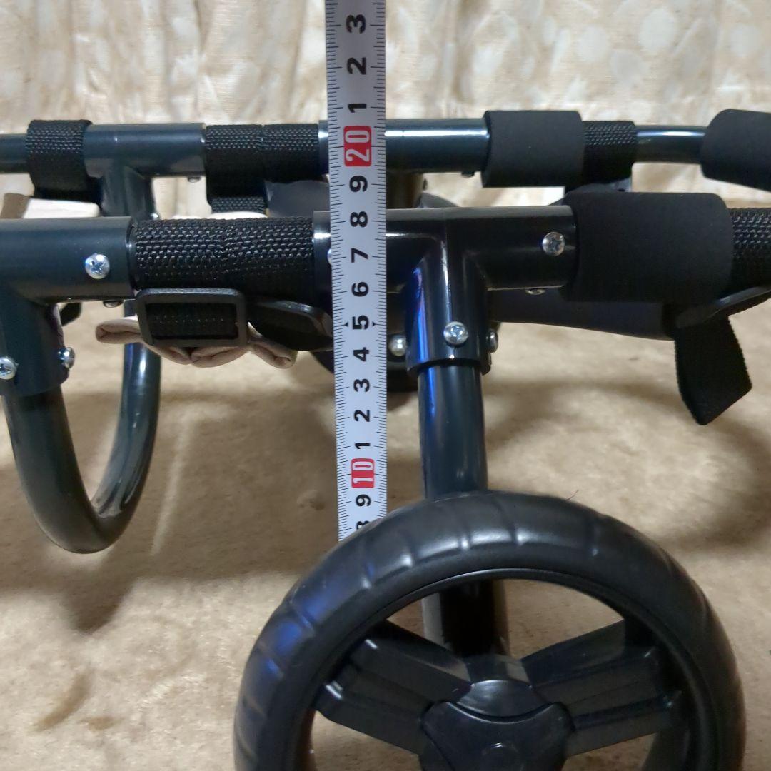 ワンちゃん4輪　リハビリ　食事補助　犬用車椅子　介護　M.ダックス等　犬の歩行器