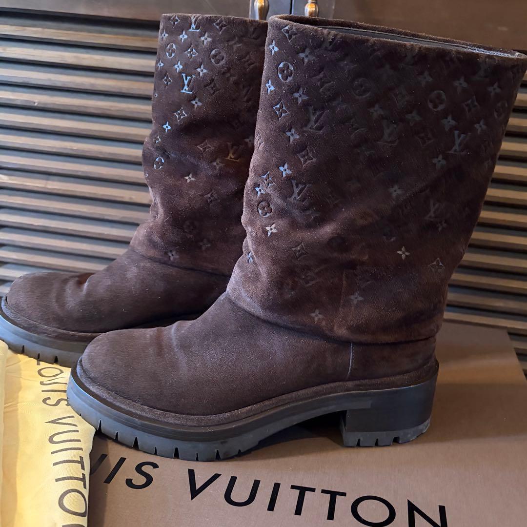 ルイヴィトン　ブーツ　スエード