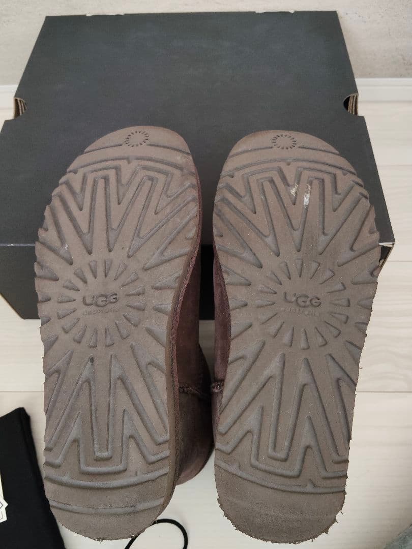 美品☆　アグ UGG ムートンブーツ　クラシックミニ　ダークブラウン　7