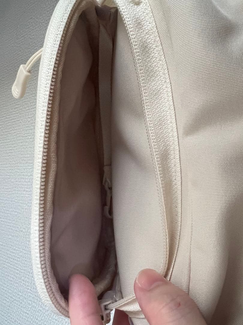 お値引きPOMULU 2WAYヒップシート　ベージュ ナイロン ボディバッグ