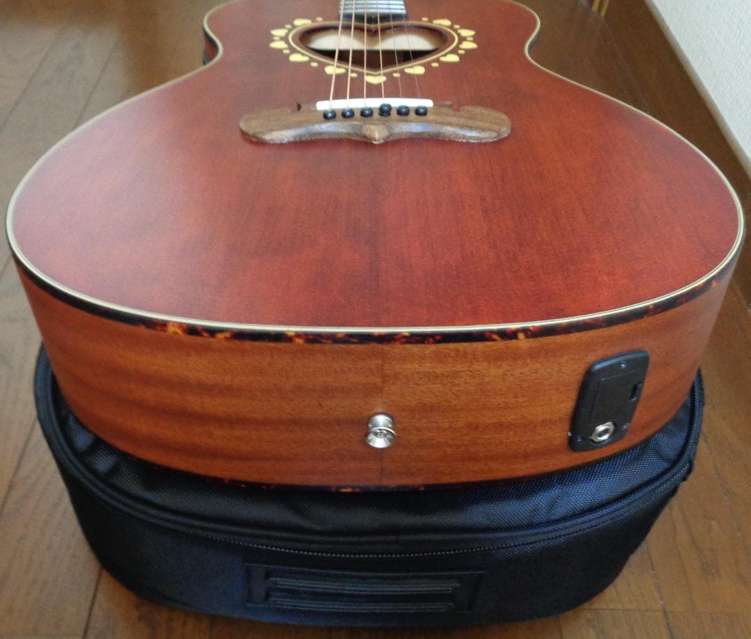 Zemaitis CAF-85H Faded Red　超美品！ ギグバッグ付