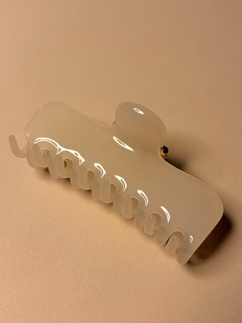 UNDO Hairware ヘアクリップNo.4 アラバスター