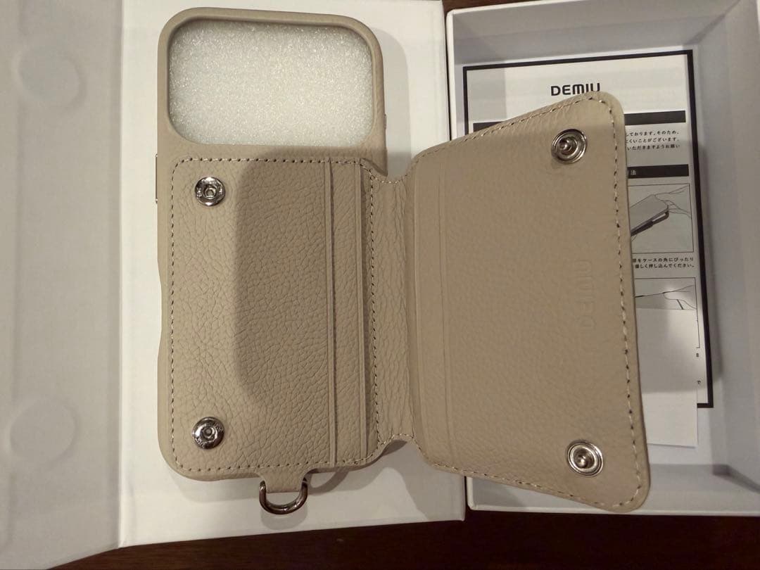 DEMIU 未使用 iPhone17Pro スマホケース