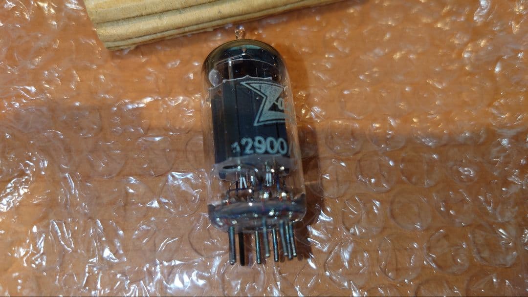 アンプ Zaerix A2900 triple mica square getter