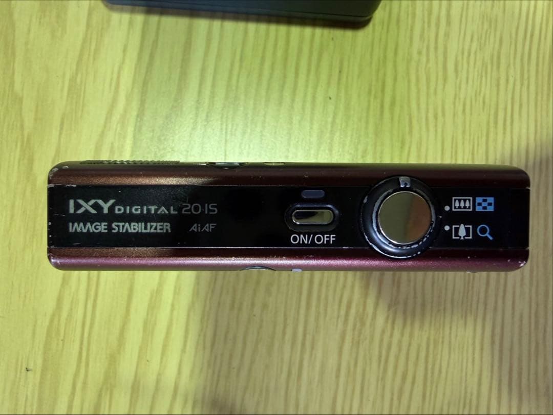 S747 Canon DIGITAL 2015デジカメ IXY