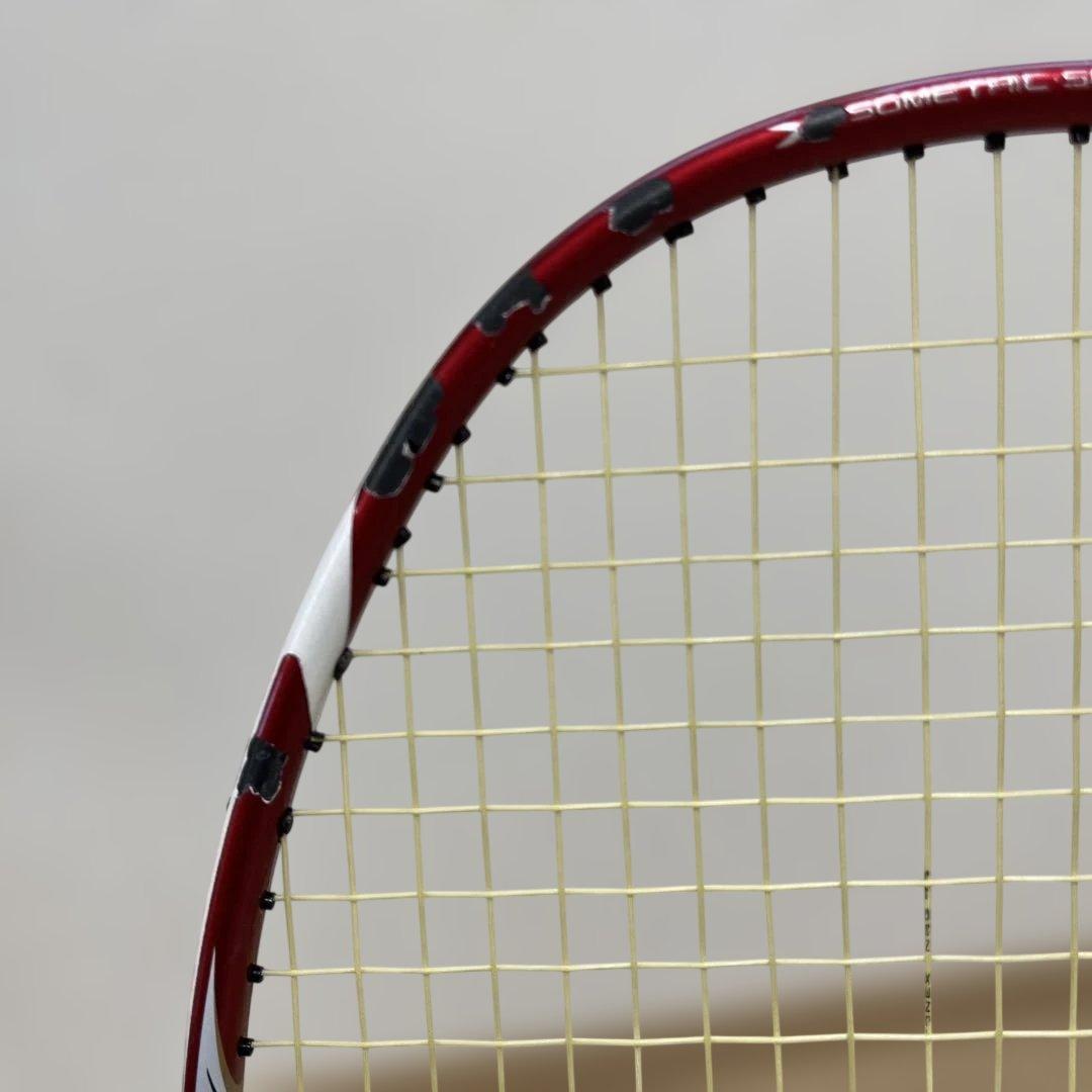【廃盤】ARC SABER 10 バドミントンラケット レッド 3UG5