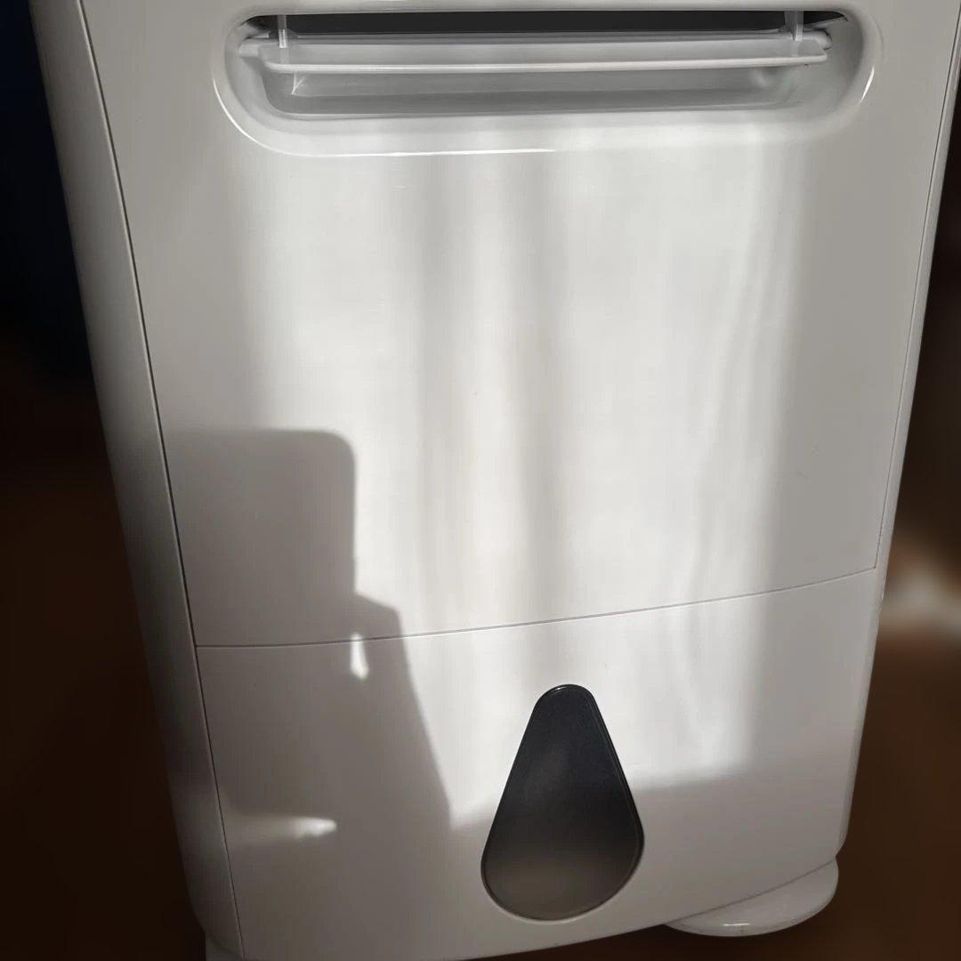 三菱電機 MJ-P180NX-W 除湿機