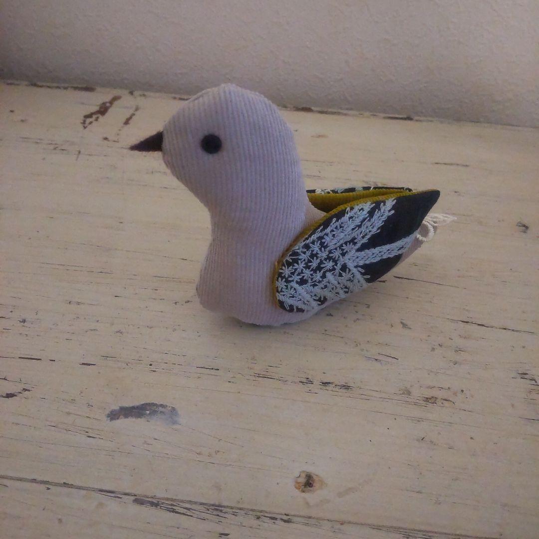 ミナペルホネン　森のみんな大集合して記念撮影