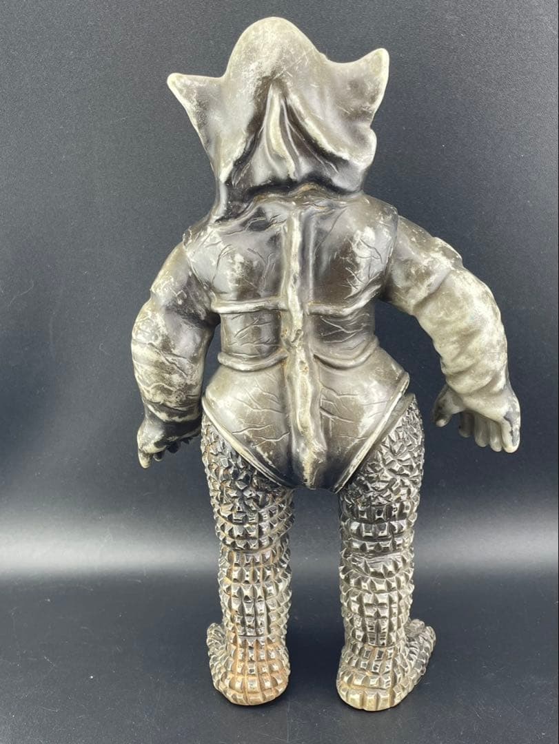 【中古品】メフィラス星人　円谷プロ　JAPAN ソフビ　フィギュア　怪獣　無印