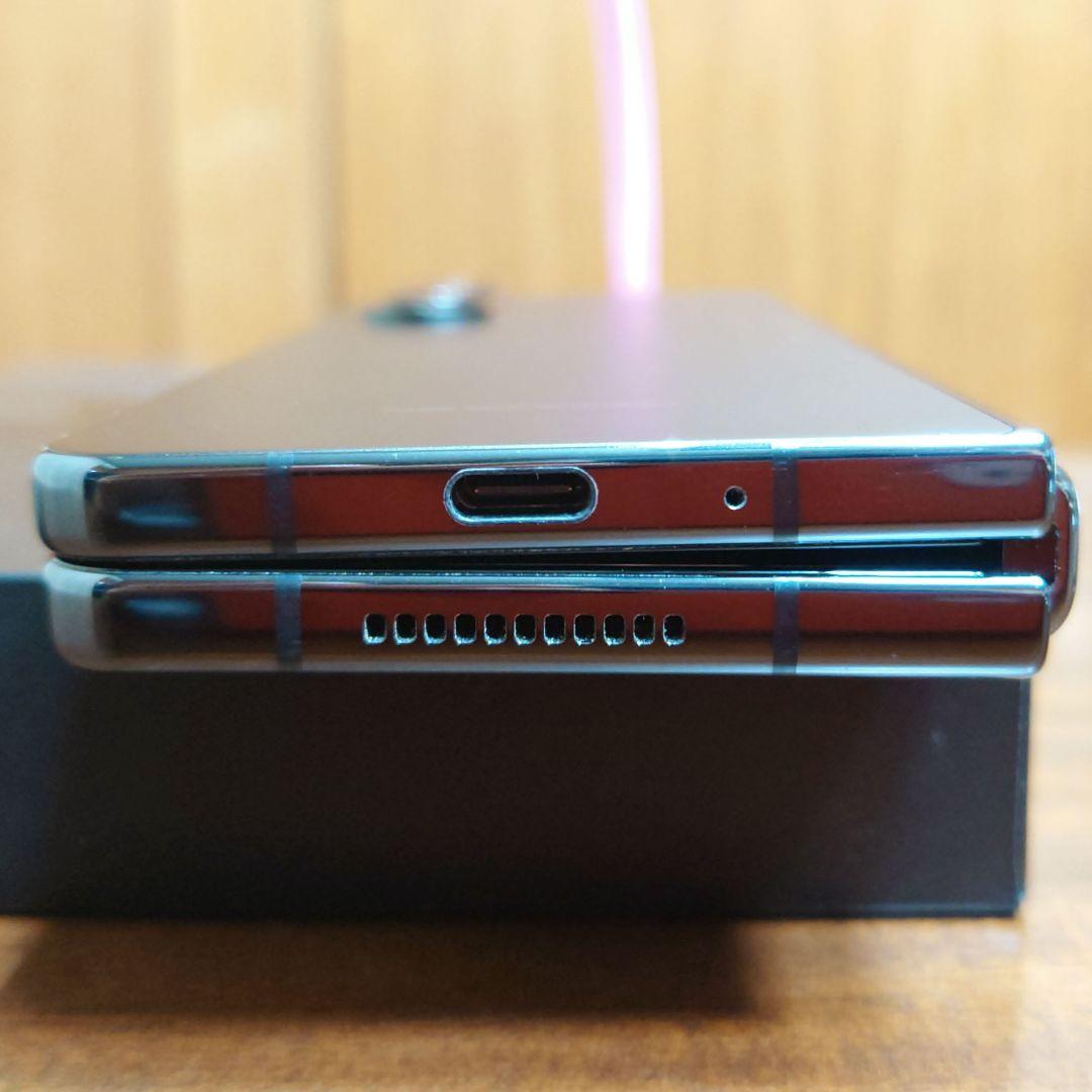 Samsung Galaxy Z Fold4【訳あり】（韓国版SIMフリー）