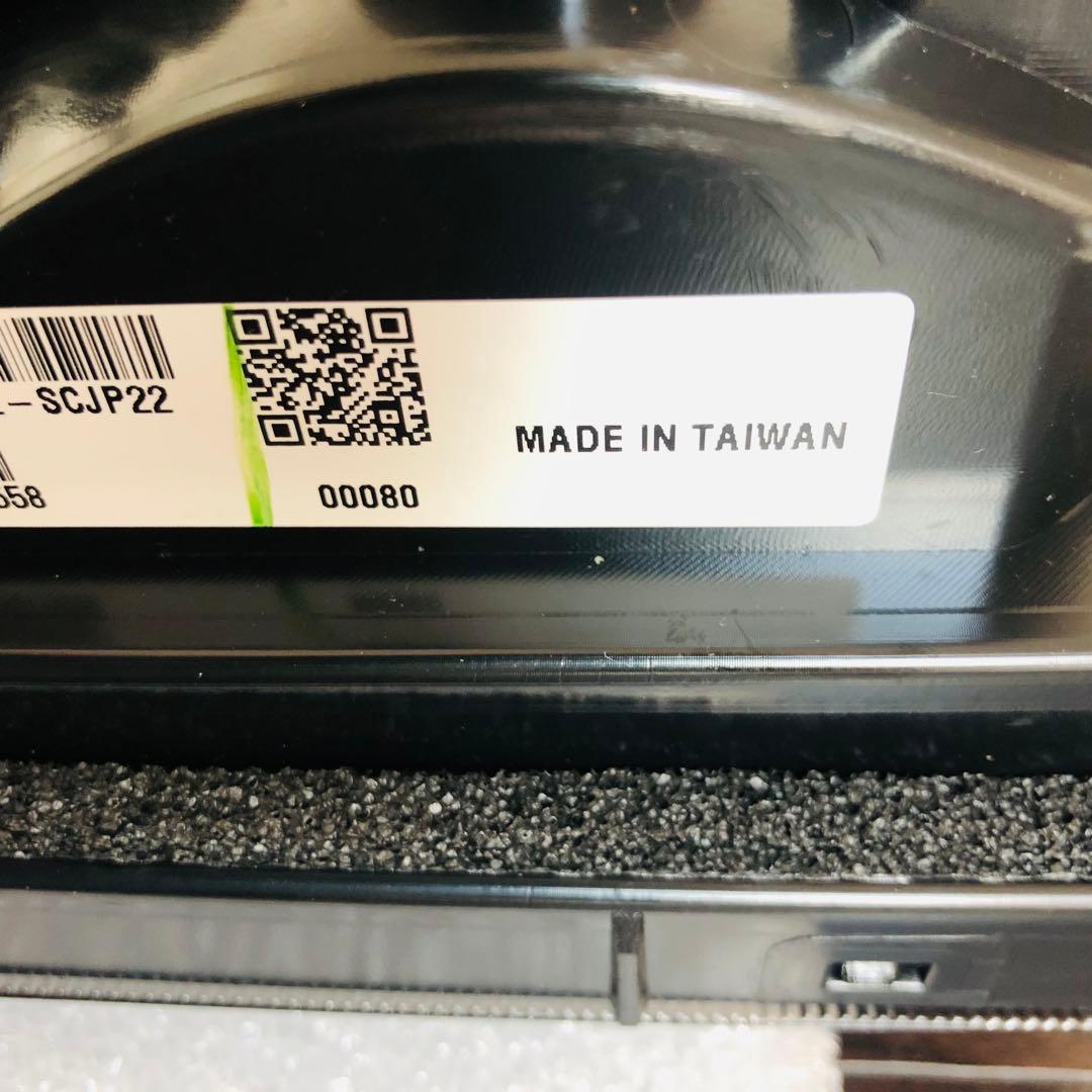 ジムニーJB64・74W 新型ベンツ風Gタイプ仕様 LED スモークテールランプ