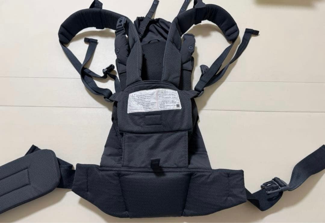 ベビーキャリアオン　ピトレスク×ユナイテッドアローズ 抱っこ紐　✨美品✨