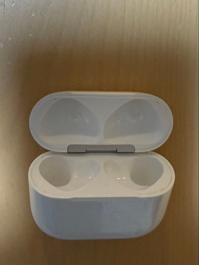 Air pods 4 アクティブノイズキャンセリング付き