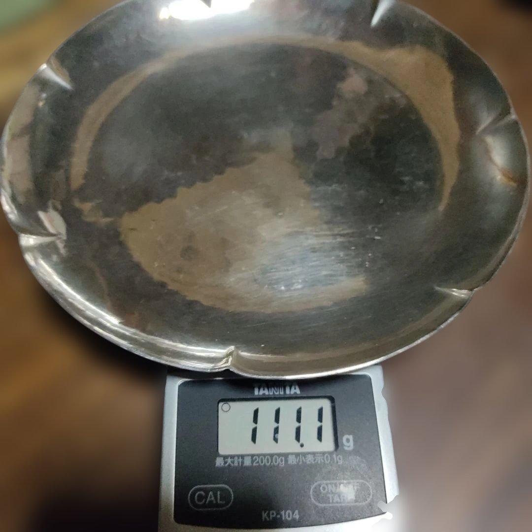 純銀。純銀盆。花形。四世　秦蔵六造。111g。茶道具。銀製品。中古品。
