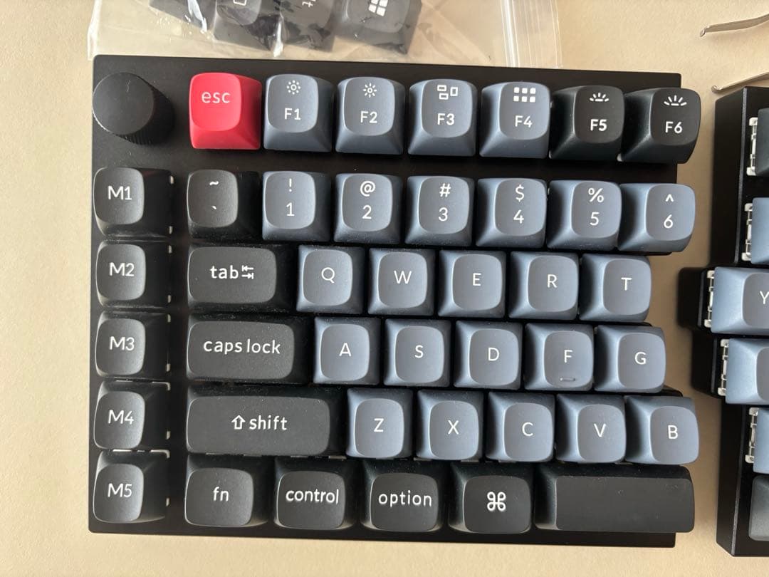 Keychron Q11 QMK 分割キーボード（US ANSI 配列）赤軸