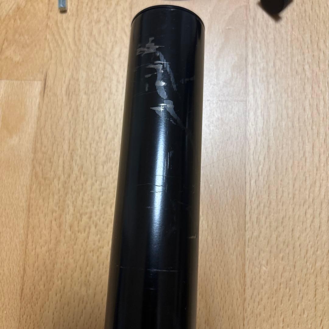 エルゴトロンLX モニターアーム34インチ（~11.3kg)まで VESA対応