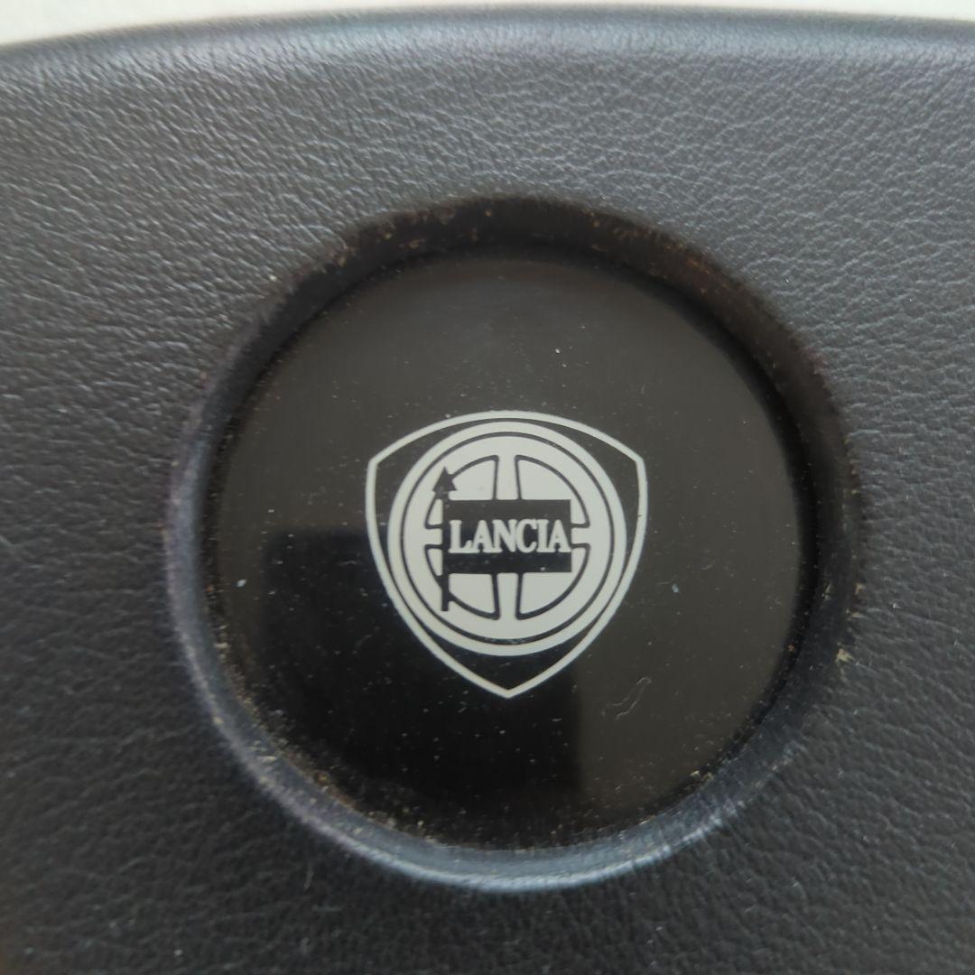 ランチアデルタHFインテグラーレ純正　モモステアリング