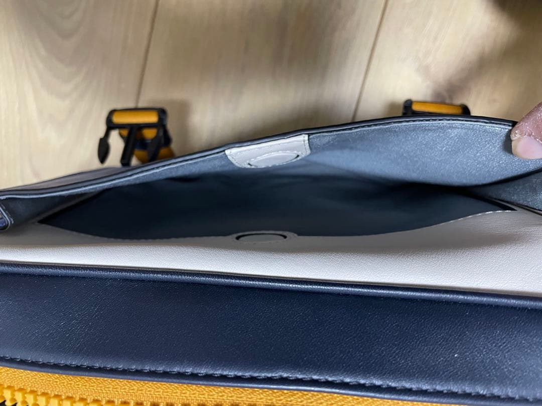 コーチ　斜め掛けバック