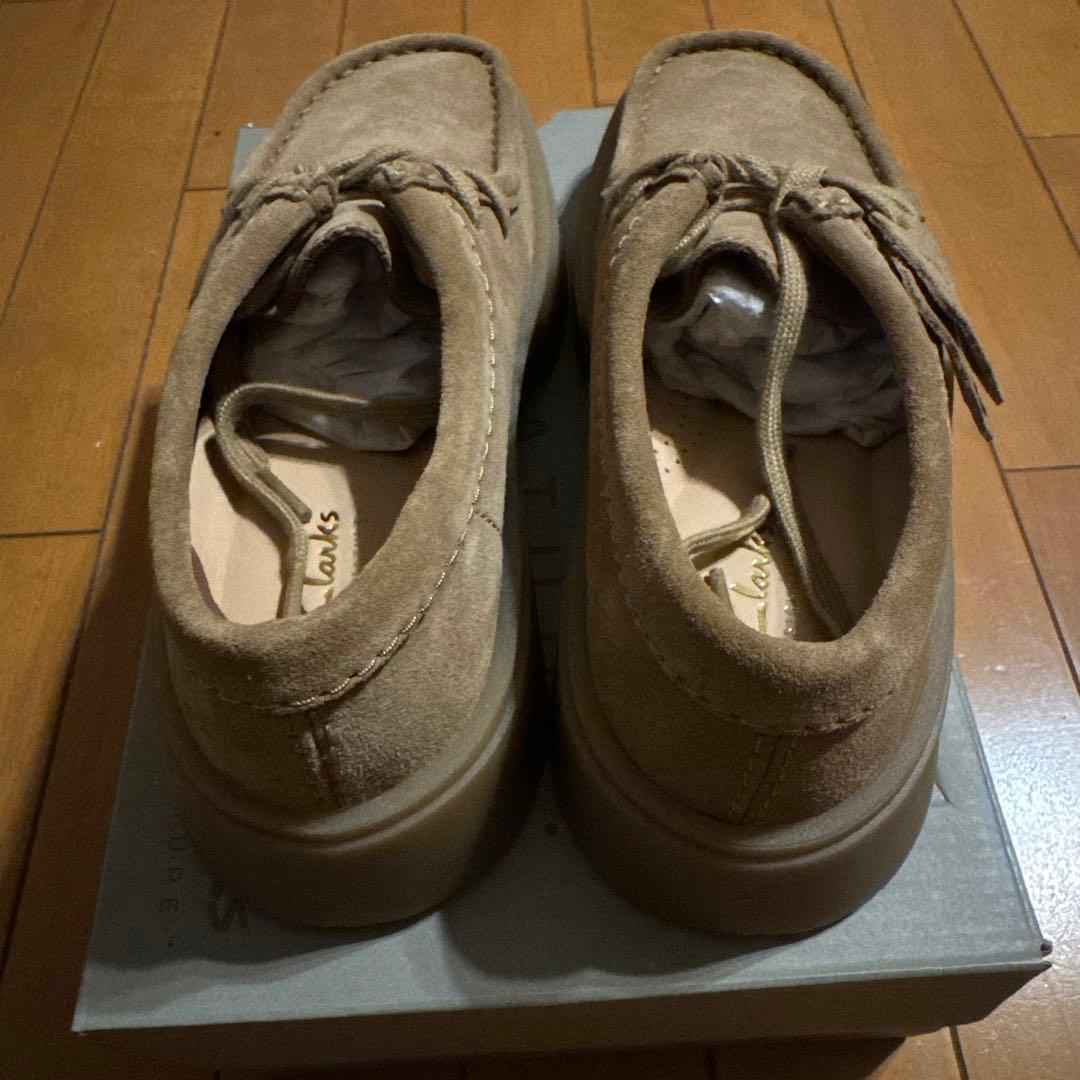 クラークス レディース ワラビー トービュー ダークサンド スエード23.5cm