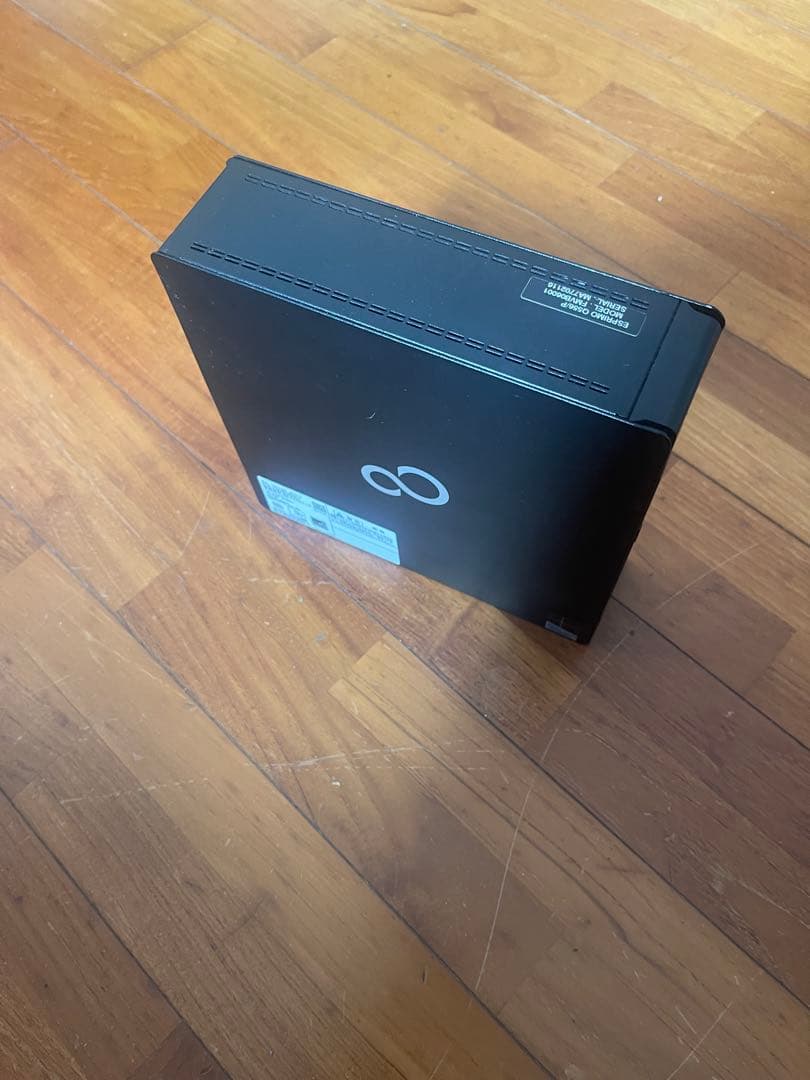 富士通 Q556/P i5/4GB/HD500GB/Win11/Office