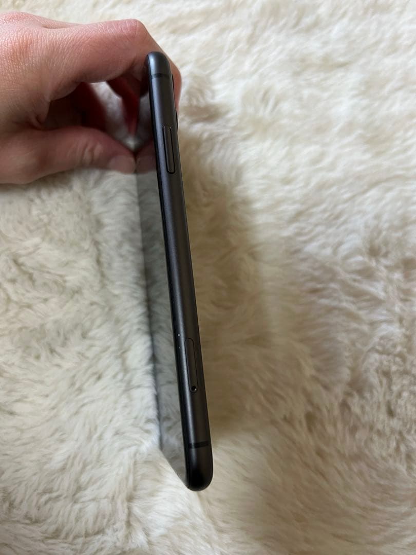 Apple iPhone 11 ブラック 128GB 本体