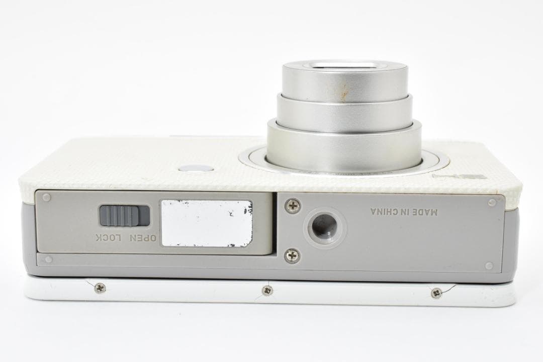 カシオ　CASIO EXILIM HS EX-ZR50 ホワイト